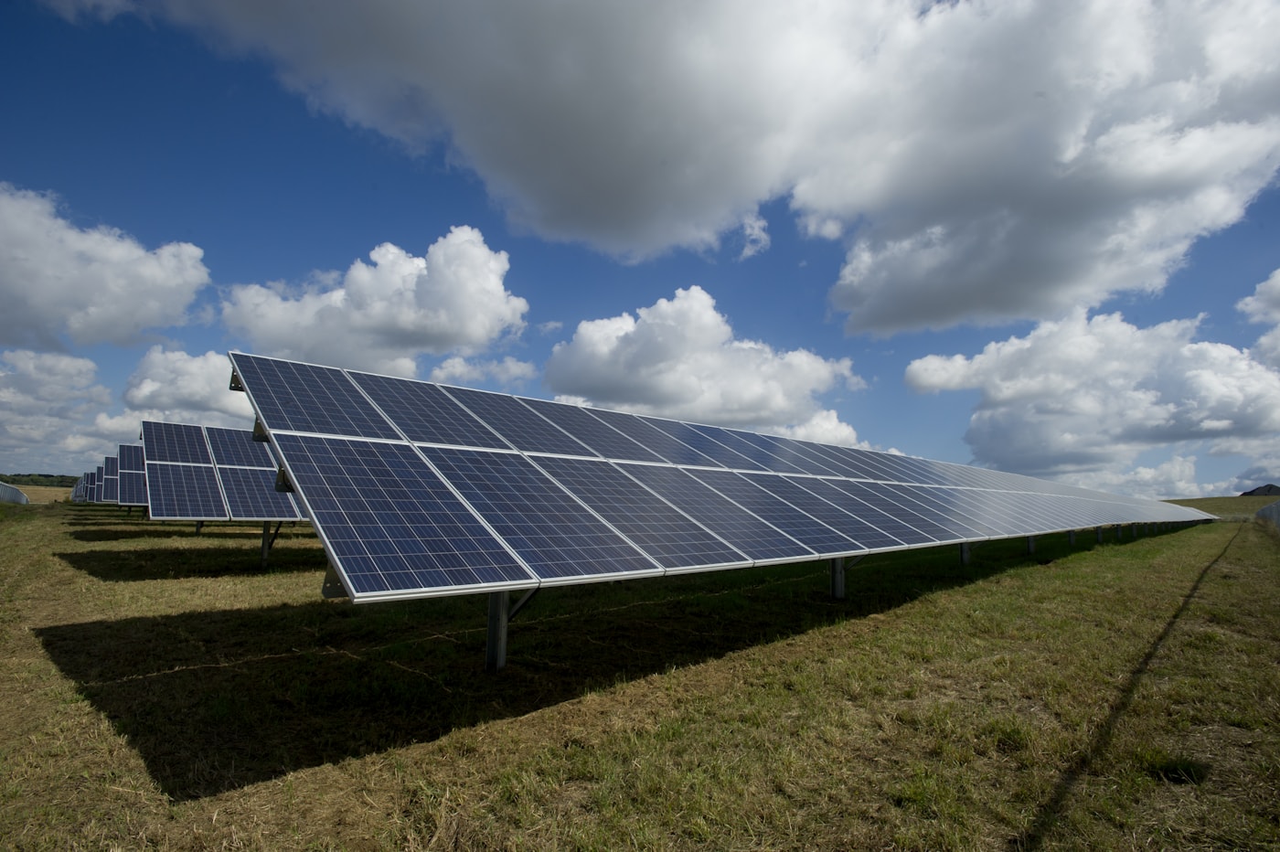 Solarpanele auf einem Hausdach